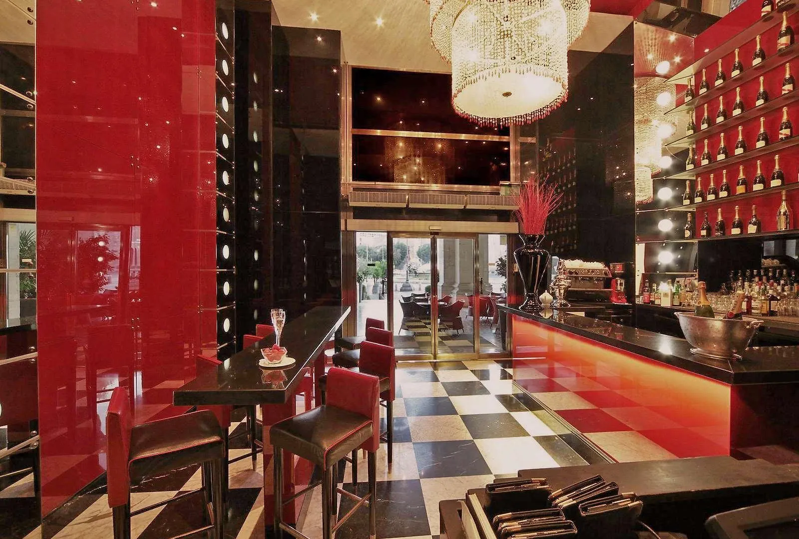 Anantara Palazzo Naiadi Rome Hotel - A Leading Hotel Of The World