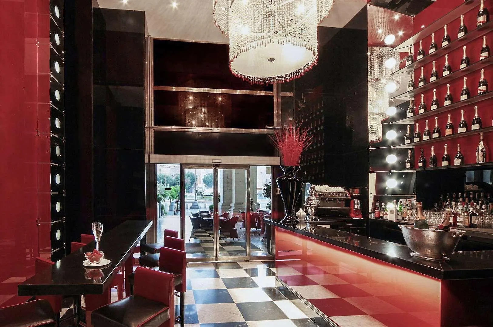 Anantara Palazzo Naiadi Rome Hotel - A Leading Hotel Of The World