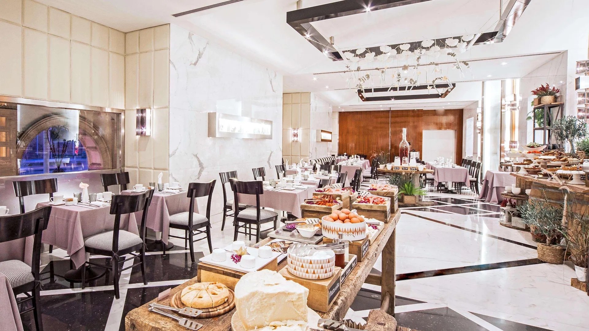 Anantara Palazzo Naiadi Rome Hotel - A Leading Hotel Of The World