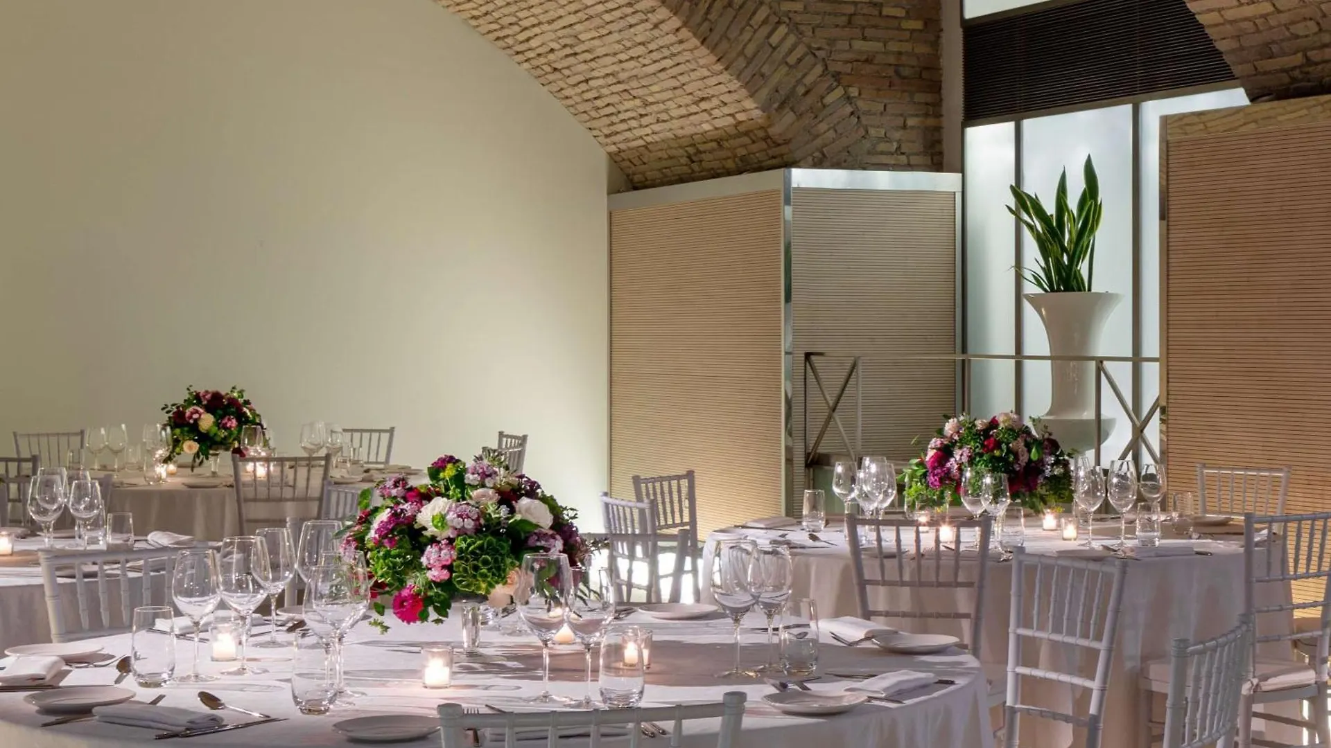 Anantara Palazzo Naiadi Rome Hotel - A Leading Hotel Of The World 5*,