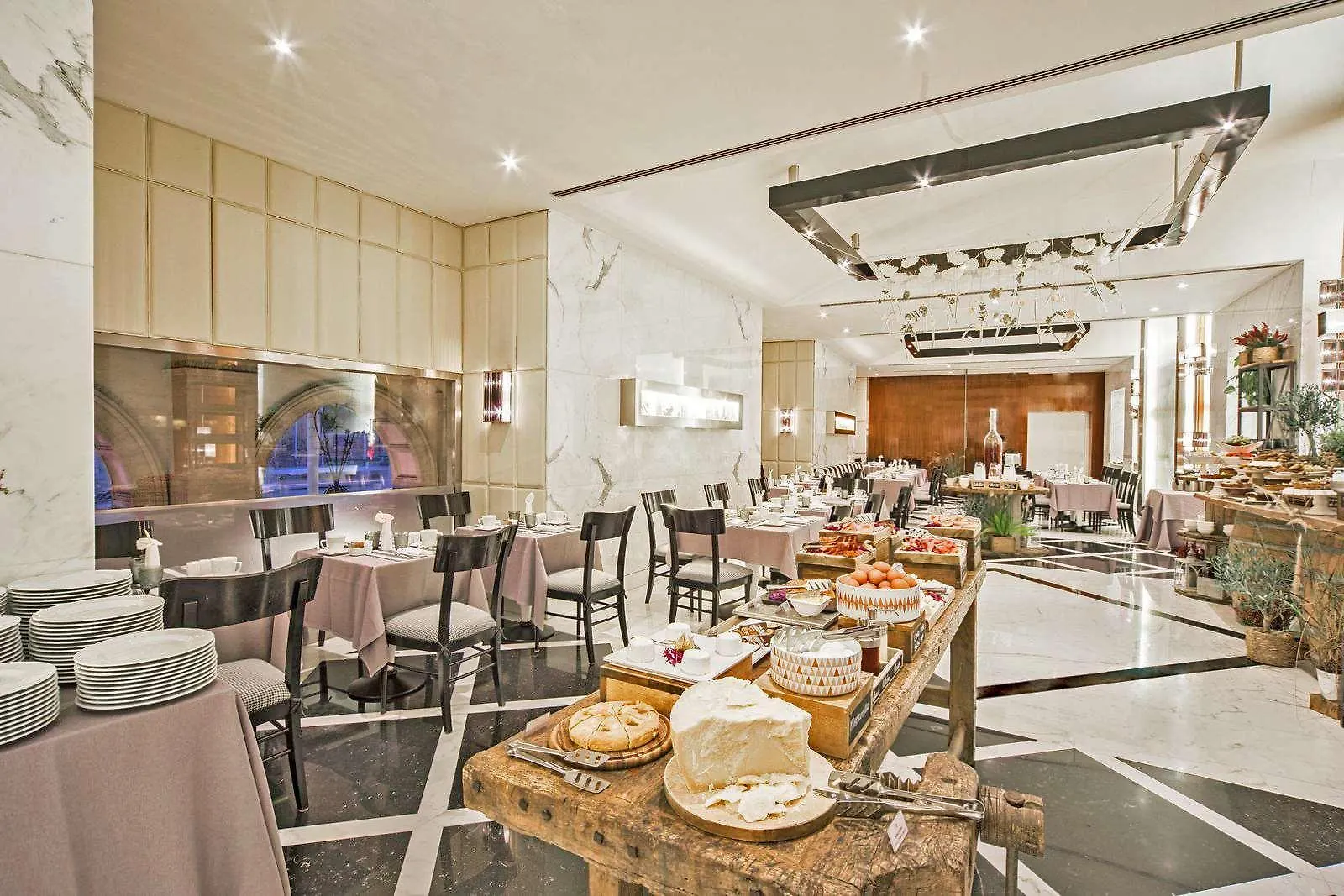 Anantara Palazzo Naiadi Rome Hotel - A Leading Hotel Of The World